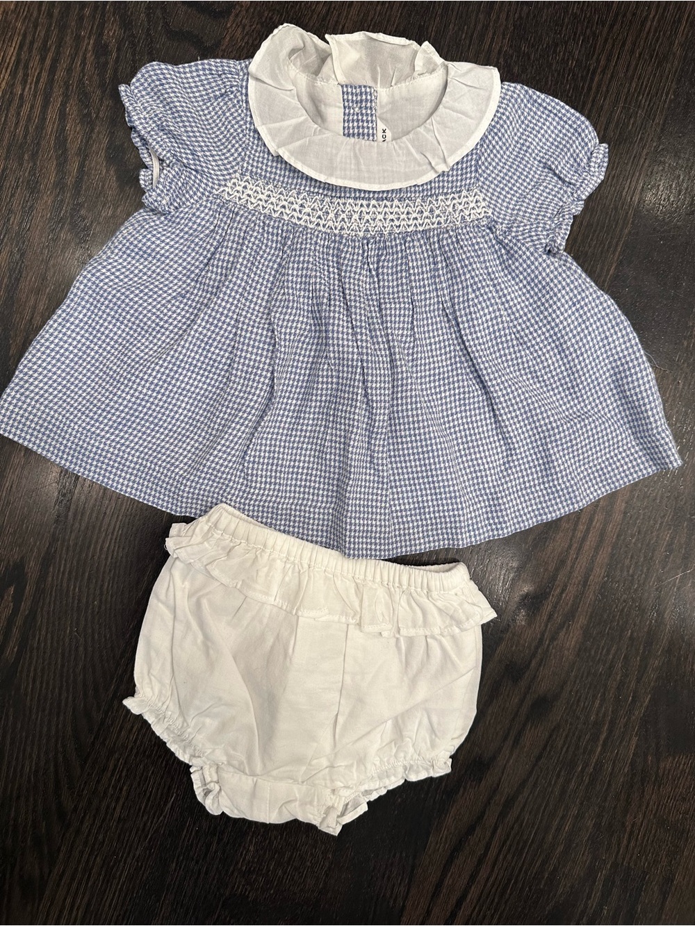 Janie & Jack Gingham Smocked Baby Dress with White Bloomers, brand new